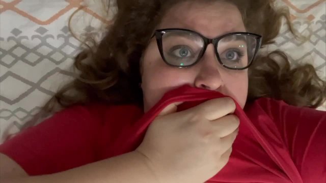 I FILM MYSELF WHILE LESBIAN..