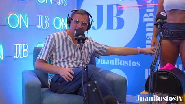 Kata Sanchez MILF caliente..