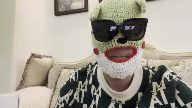 我本人在Pronhub上，只..