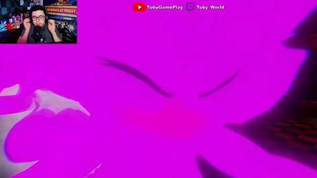 PERDIENDO LA CABEZA CON ESTE..