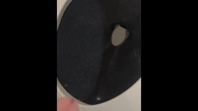 Airplane Desperate Pee -..