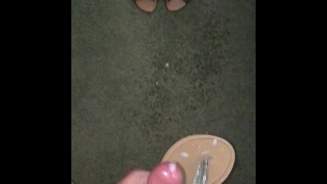 Pee and huge cumshot at the..