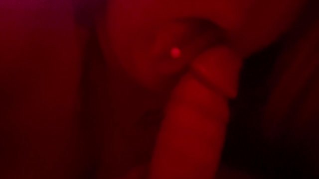 Sucking daddy’s big dick