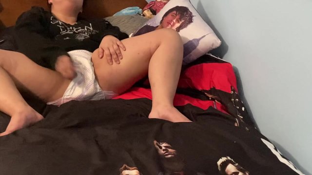 Diaper play/piss