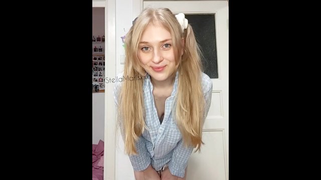 Magic Blanket - Teen Nude..