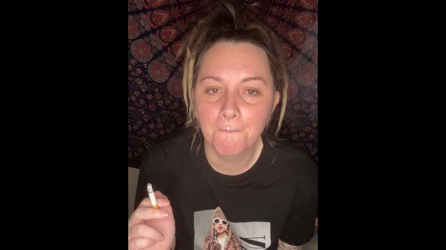 spitting while I smoke a..