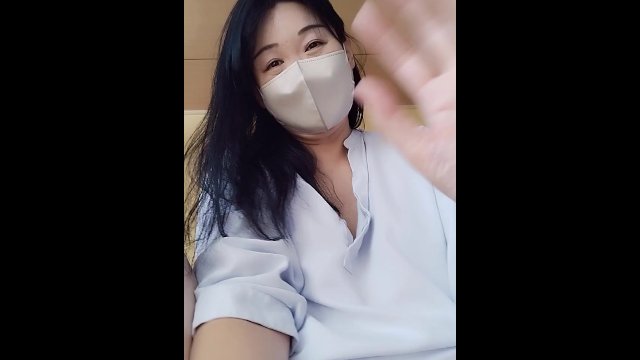 熟女の潮吹きとピン..