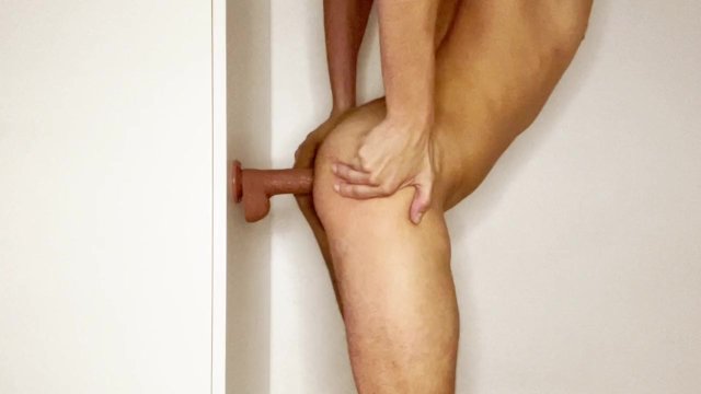 Nasty_boy_xxx enjoying every..