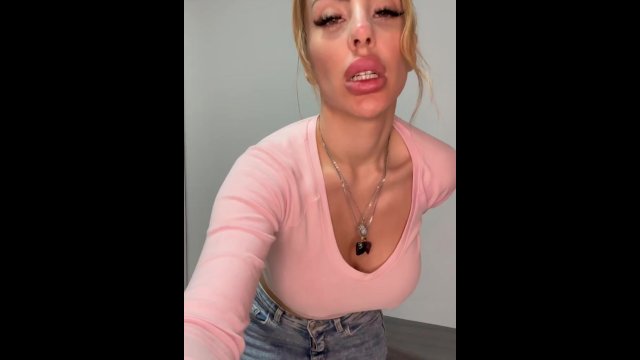 La amiga de tu mujer, quiere..