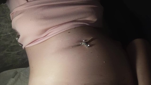 Watch how my belly reacts on..