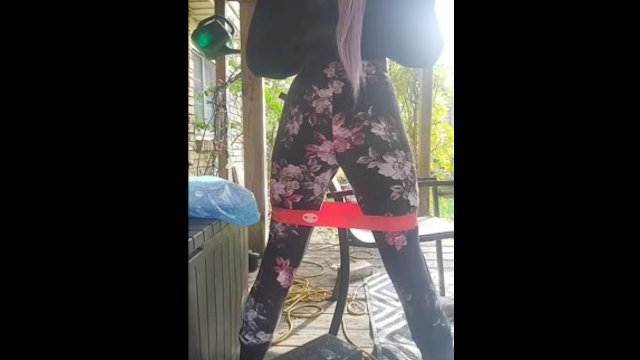 Sexy leg workouts and butt..